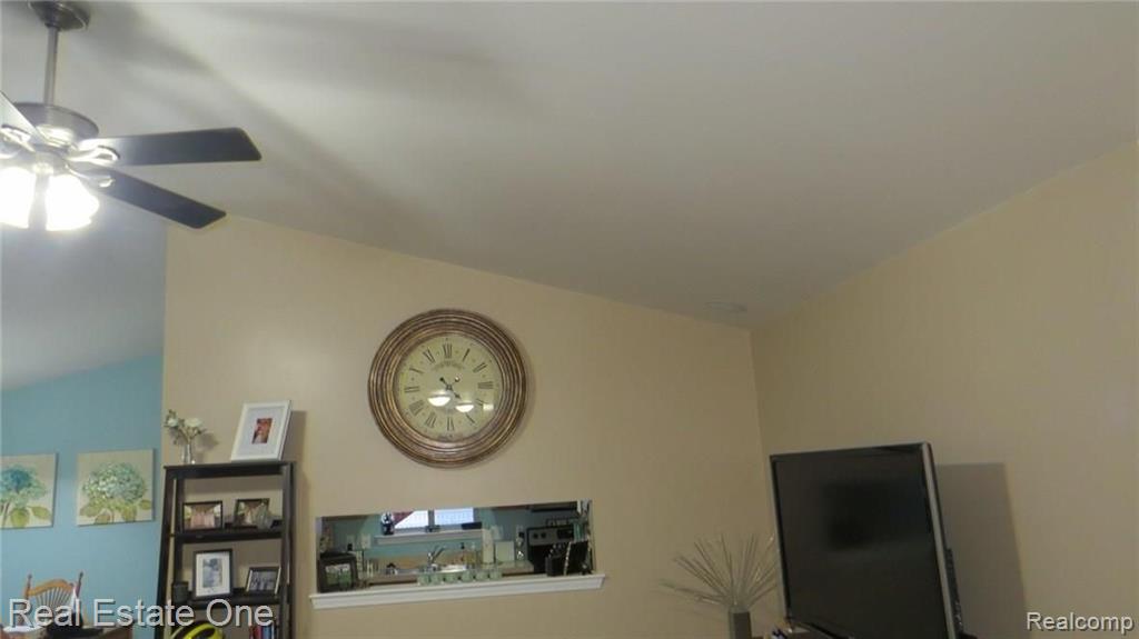 4059 Stone Post Road Newport, MI 48166 - Photo 7 of 40