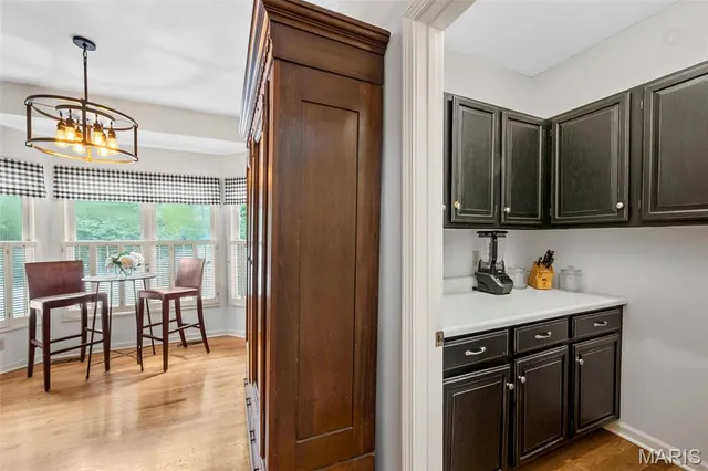 $495,000 | 1139 Hawken Place, Webster Groves, MO 63119