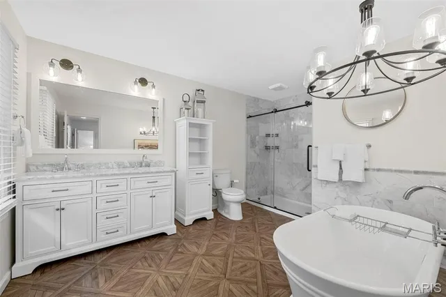 $495,000 | 1139 Hawken Place, Webster Groves, MO 63119