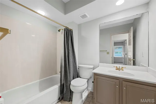 $495,000 | 1139 Hawken Place, Webster Groves, MO 63119