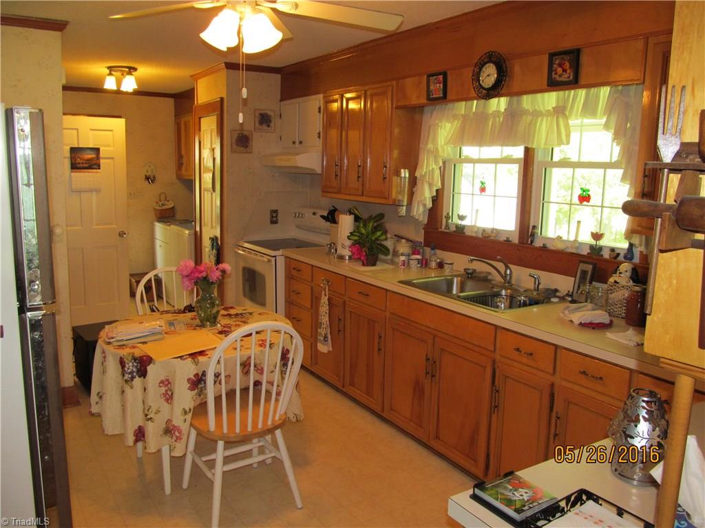 2125 Westfield Road Mount Airy, NC 27030 - Photo 12 of 28 Gallery Image 12