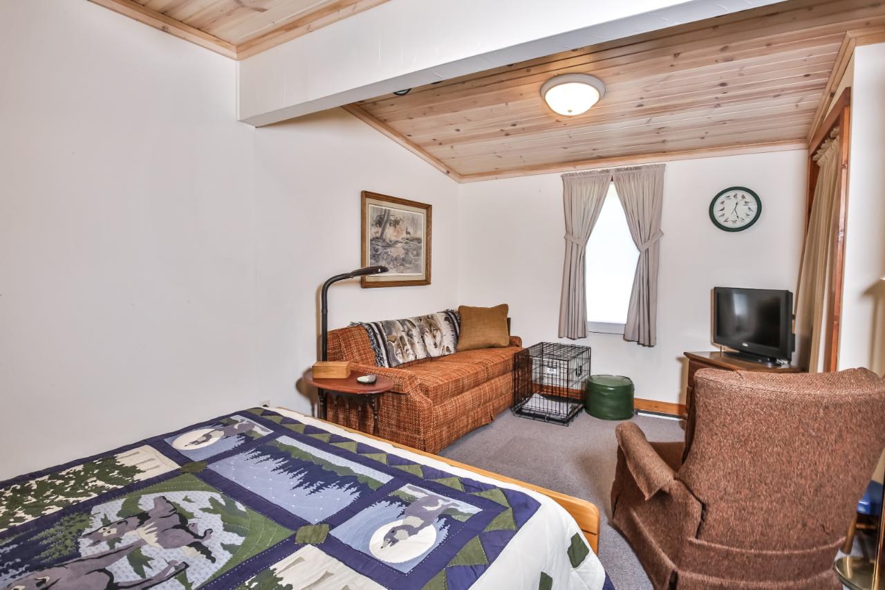 3008 Meander Post Lane, Unit 3 Eagle River, WI 54521 - Photo 12 of 21 Gallery Image 12
