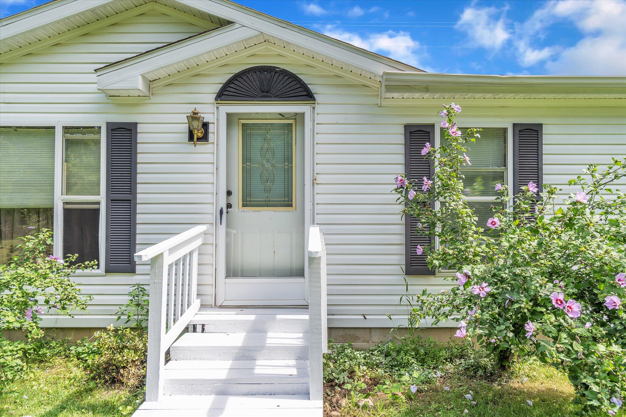 10395 Watson Road Hanover, MI 49241 - Photo 5 of 50 05-10395-Watson-Rd-Windowstill-Real-Esta
