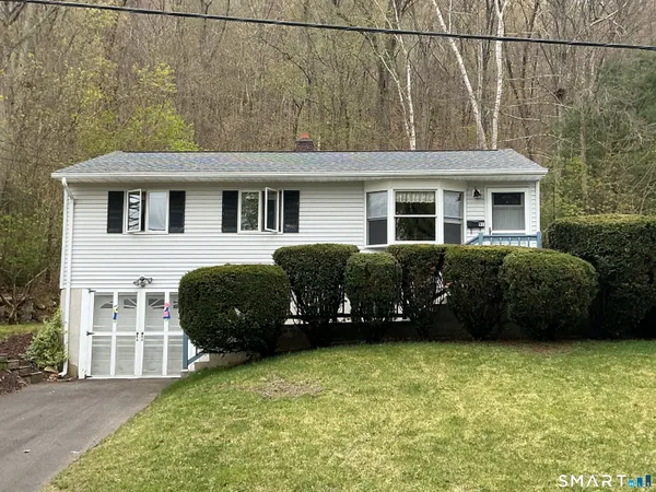 $326,000 | 91 Beacon Manor Road, Naugatuck, CT 06770