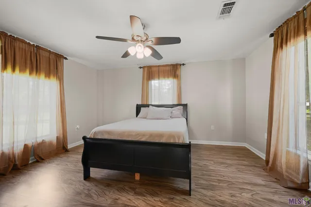 $247,000 | 1942 La Highway, Pine Grove, LA 70453