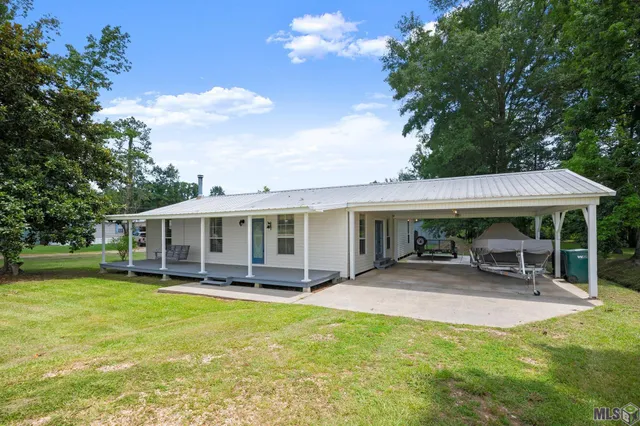$247,000 | 1942 La Highway, Pine Grove, LA 70453