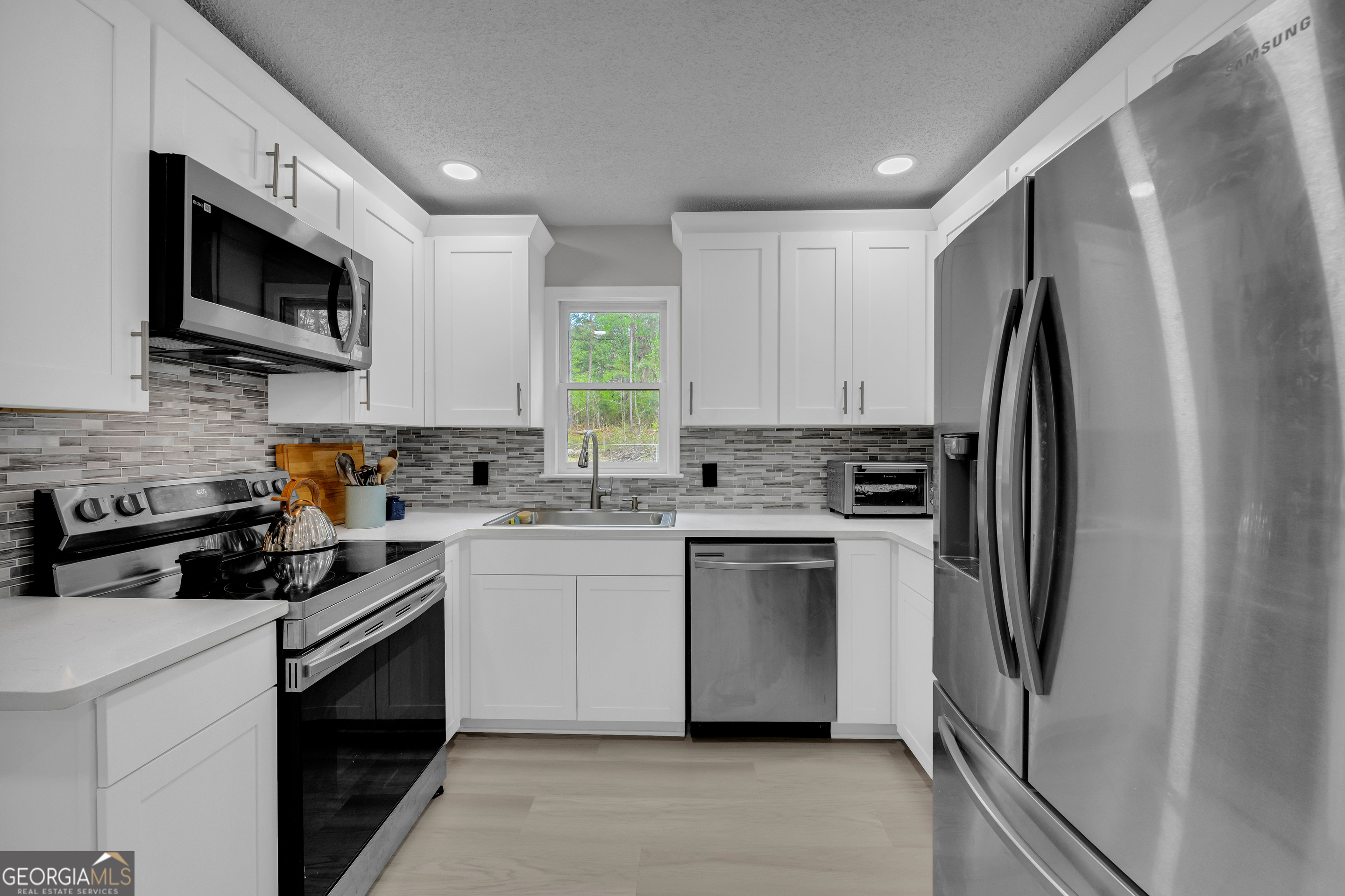 462 Brown Bridge Road Auburn, GA 30011 - Photo 4 of 17