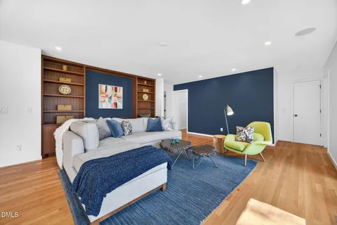 $1,650,000 | 127 Glendale Drive, Chapel Hill, NC 27514