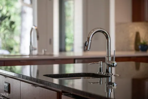 $1,650,000 | 127 Glendale Drive, Chapel Hill, NC 27514