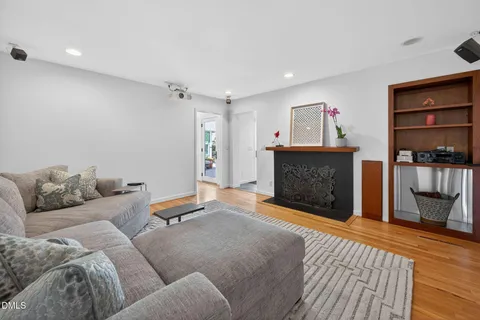 $1,650,000 | 127 Glendale Drive, Chapel Hill, NC 27514