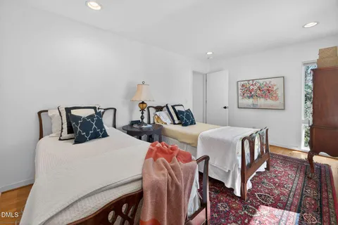 $1,650,000 | 127 Glendale Drive, Chapel Hill, NC 27514