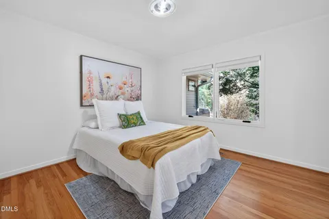 $1,650,000 | 127 Glendale Drive, Chapel Hill, NC 27514