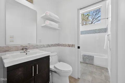 $1,650,000 | 127 Glendale Drive, Chapel Hill, NC 27514