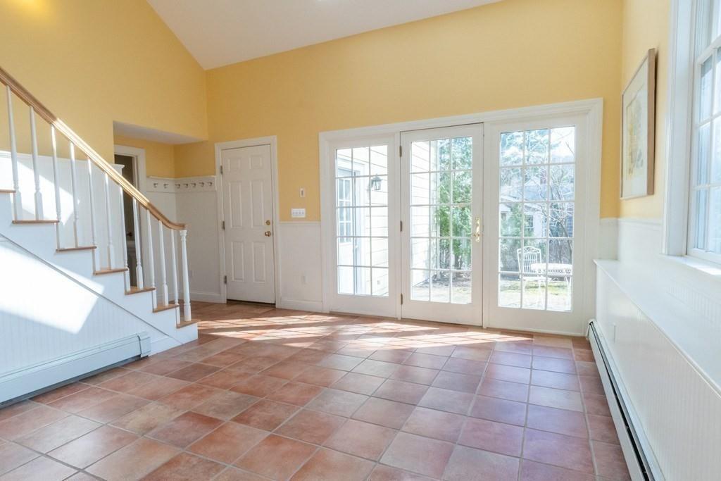 34 Woodledge Road Needham, MA 02492 - Photo 14 of 33