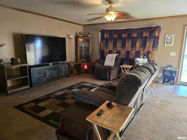 $269,000 | 13960 Meridian Road, Carterville, IL 62918