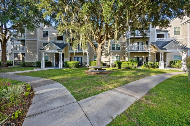 $230,000 | 100 Kensington Boulevard, Unit 821, Bluffton, SC 29910