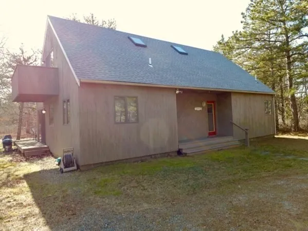 $3,000 | 41 Oak Lane, West Tisbury, MA 02568