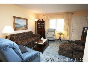 265 Oak Hill Road Candler, NC 28715 - Photo 4 of 19 Gallery Image 4