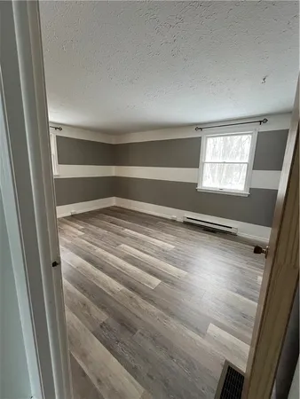 $2,050 | 7026 Lake Avenue, Williamson, NY 14589