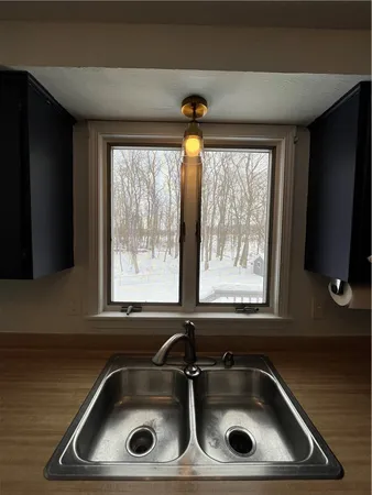 $2,050 | 7026 Lake Avenue, Williamson, NY 14589