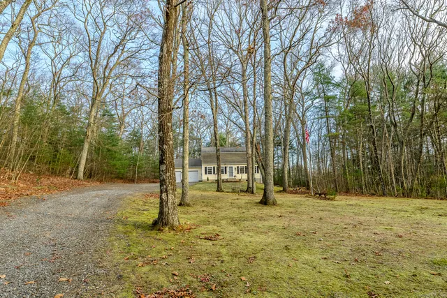 $420,000 | 40 Hagstrom Road, Thompson, CT 06255