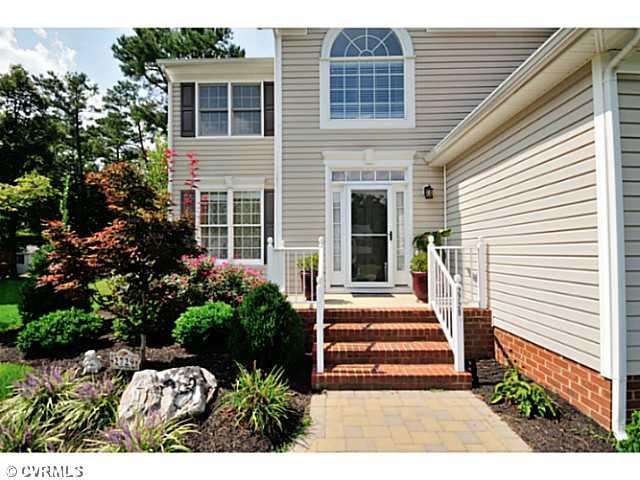 2729 Rudwick Road Glen Allen, VA 23060 - Photo 2 of 24 Porch