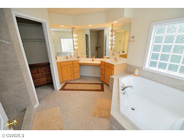 2729 Rudwick Road Glen Allen, VA 23060 - Photo 15 of 24 Master Bath
