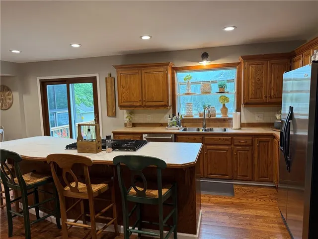 $799,999 | 12918 Lakeland Drive, St. Joseph, MO 64506