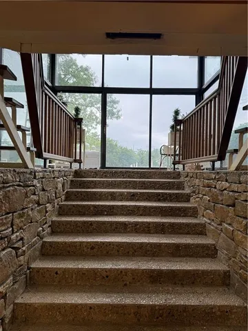 $799,999 | 12918 Lakeland Drive, St. Joseph, MO 64506