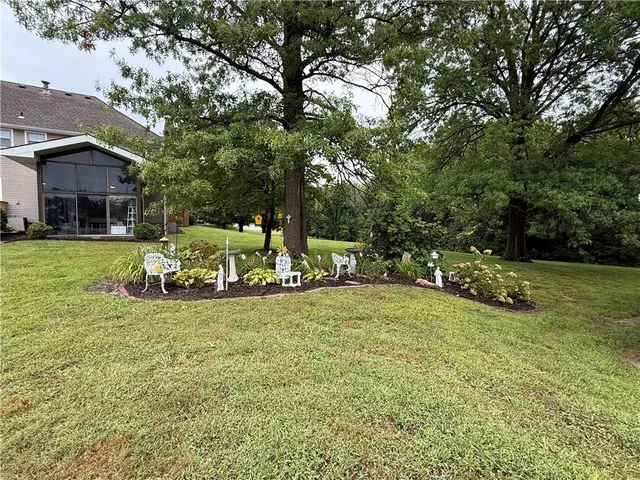 $799,999 | 12918 Lakeland Drive, St. Joseph, MO 64506