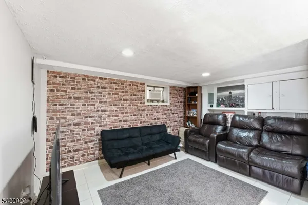 $750,000 | 1930 Mildred Avenue, Linden, NJ 07036