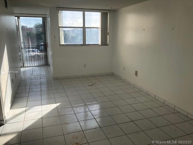 9431 Southwest 4th Street, Unit 201 Miami, FL 33174 - Photo 3 of 19