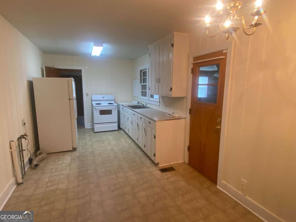 68 Condor Street Hartwell, GA 30643 - Photo 2 of 8 Gallery Image 2