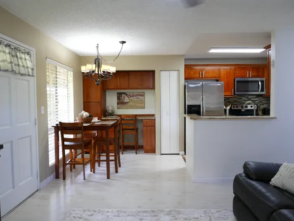 $500,000 | 140 Uwapo Road, Unit 38203, Kihei, HI 96753