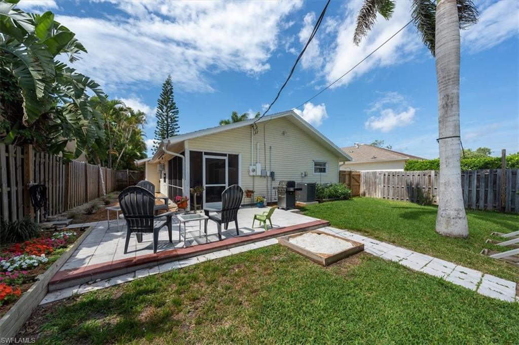 260 Porter Street Naples, FL 34113 - Photo 24 of 26 Gallery Image 24