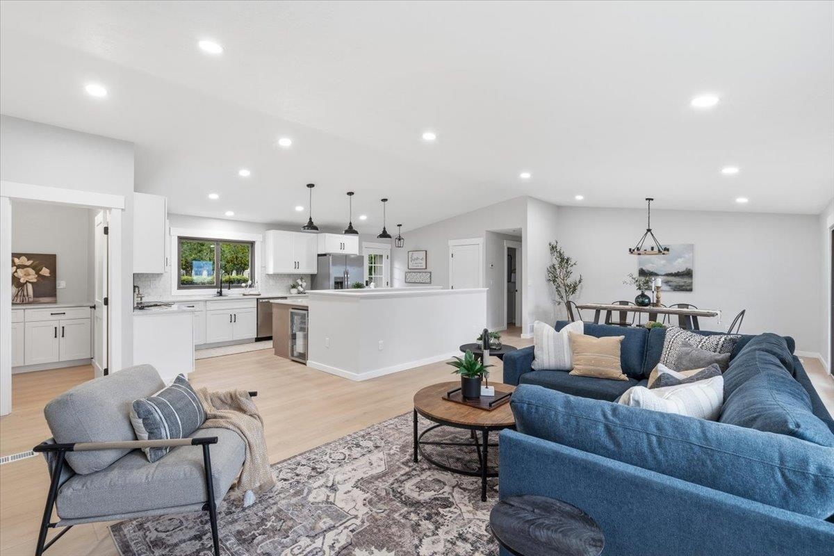 5621 South Conklin Road Greenacres, WA 99016 - Photo 13 of 50