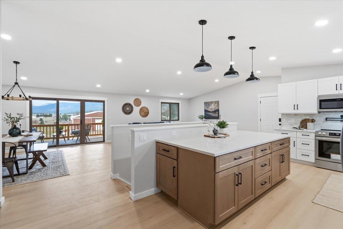 5621 South Conklin Road Greenacres, WA 99016 - Photo 4 of 50