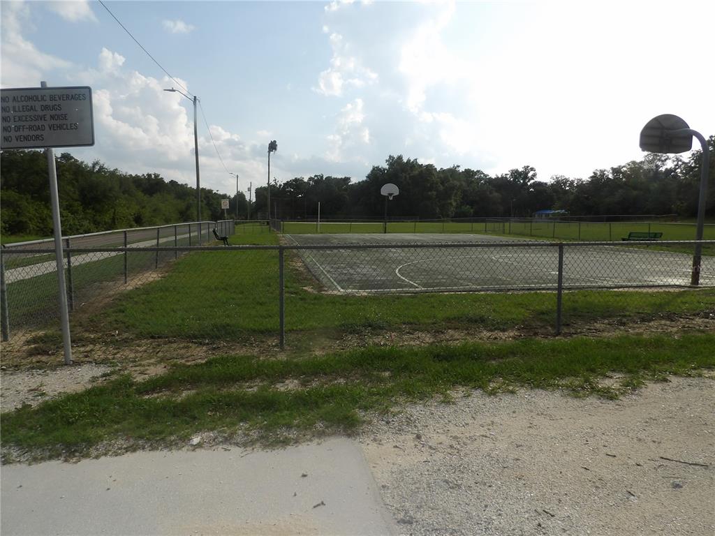 2817 Richardson Road Bartow, FL 33830 - Photo 3 of 4 a view of a park