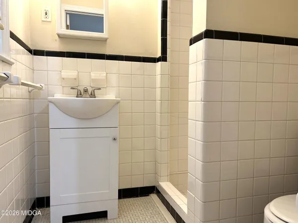 $1,300 | 230 Roycrest Drive, Macon, GA 31204