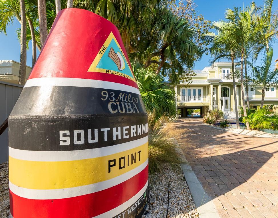 2 Go Lane Key West, FL 33040 - Photo 42 of 42 a view of a building with sign board