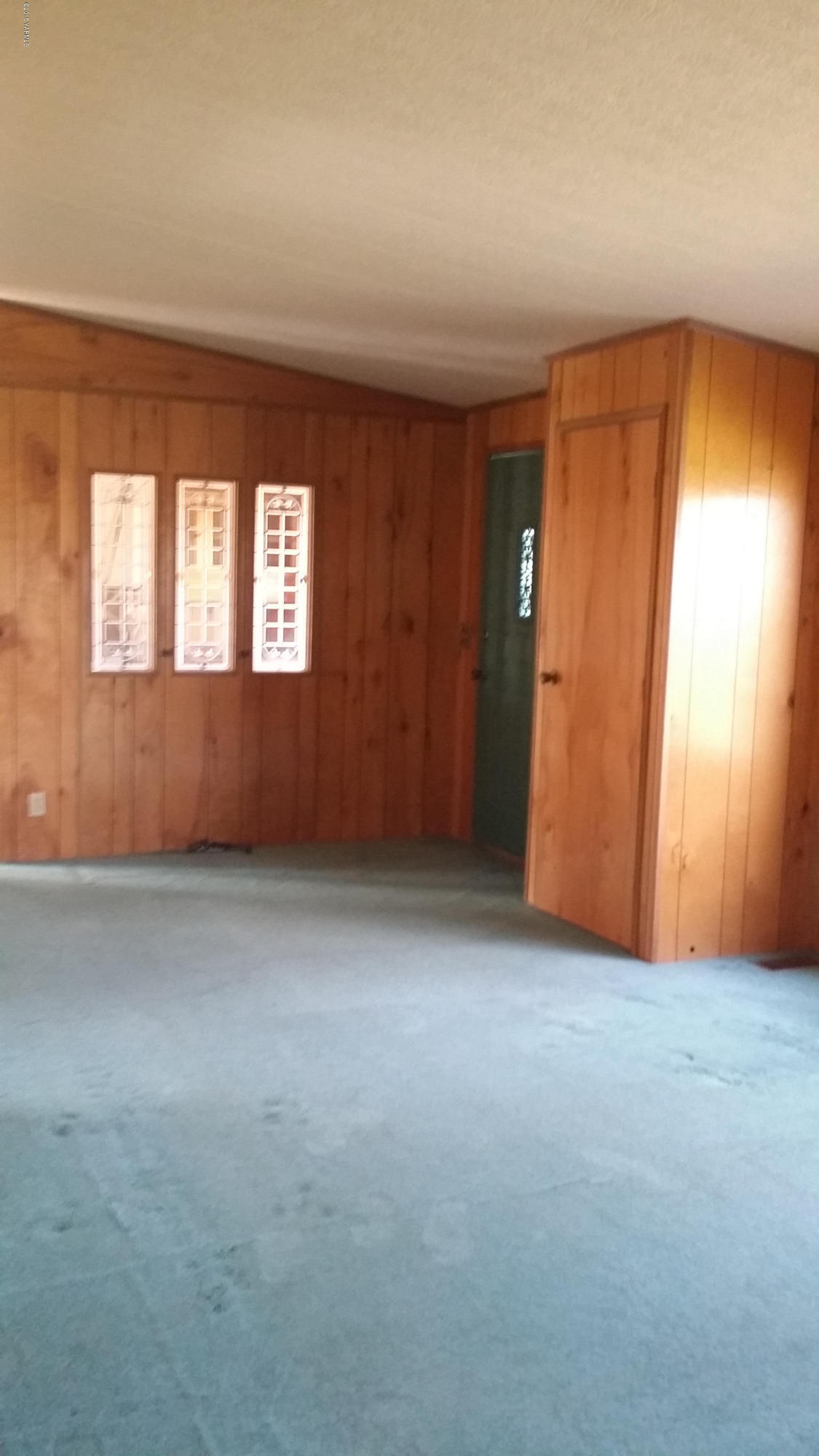 2861 Independence Road Outlook, WA 98938 - Photo 24 of 35 an empty room with windows