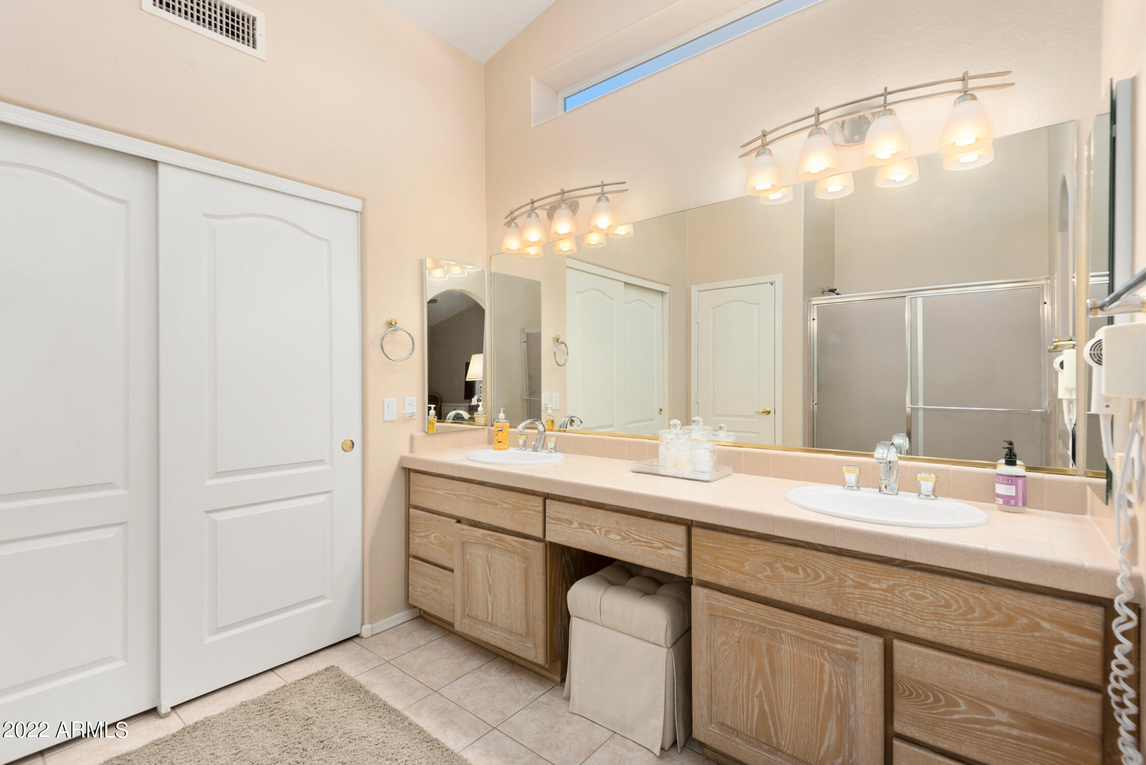 15381 Piccadilly Road Goodyear, AZ 85395 - Photo 21 of 32 Master-Bathroom (5)