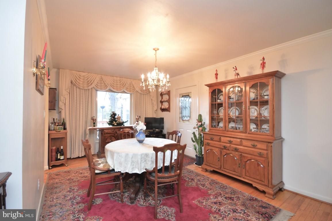 7809 Ontario Road Gainesville, VA 20155 - Photo 9 of 27 Dining Room