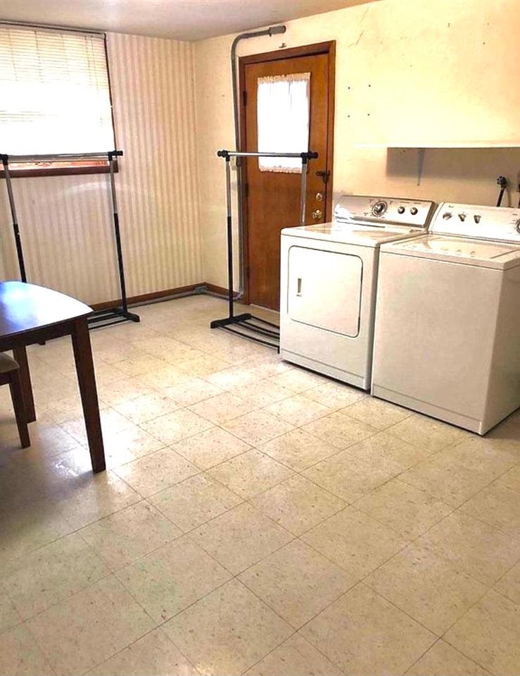 192 South Edgemont Road Huntington, WV 25701 - Photo 6 of 7 Gallery Image 6