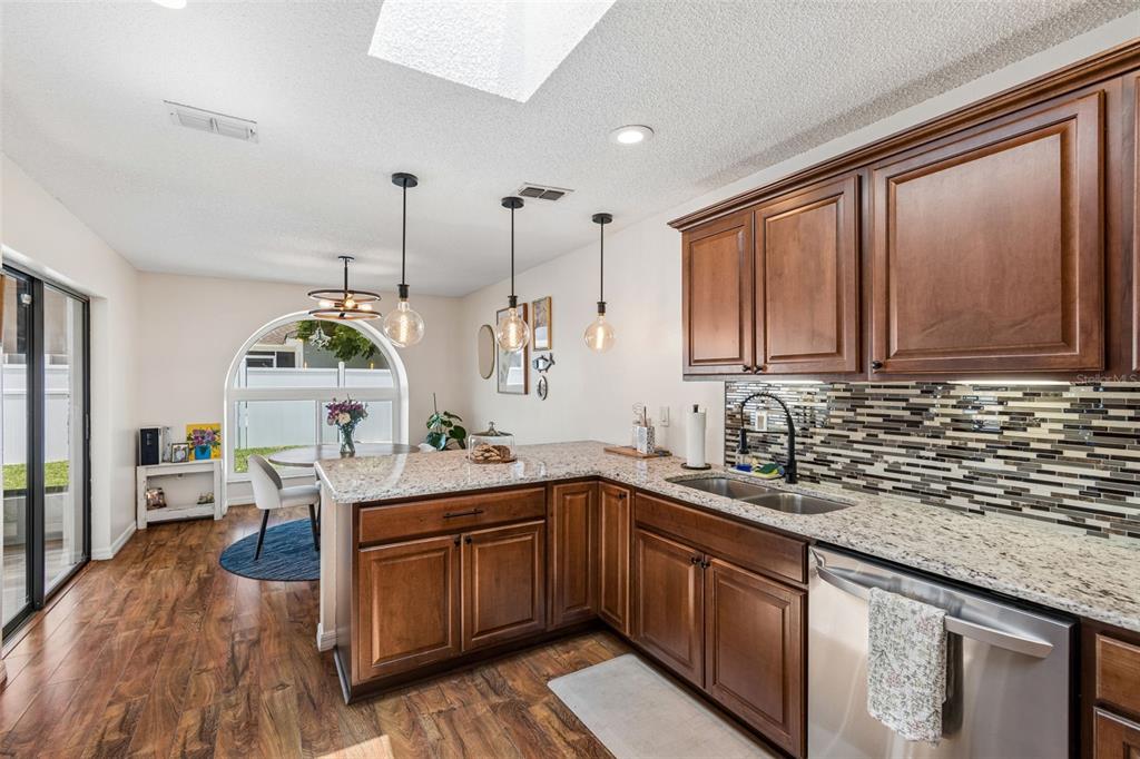 4636 Whitetail Lane New Port Richey, FL 34653 - Photo 7 of 46