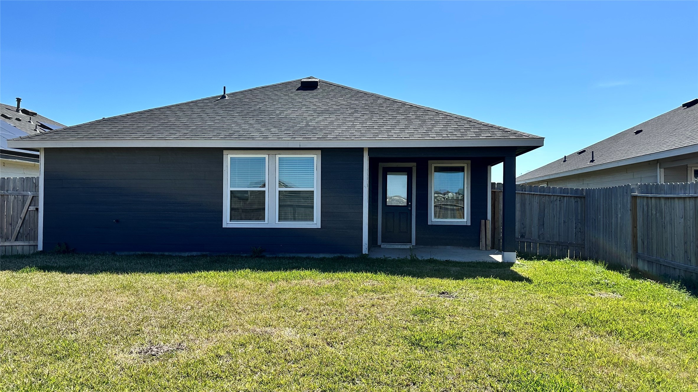 1103 Cattle Chute Court Rosharon, TX 77583 - Photo 25 of 26 covered patio back porch