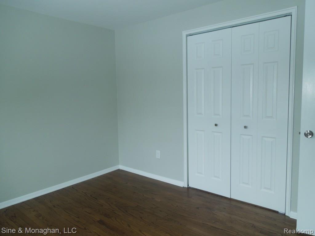 931 North Adams Road, Unit 8 Birmingham, MI 48009 - Photo 12 of 24