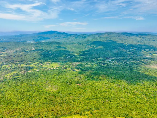 a view of an mountain