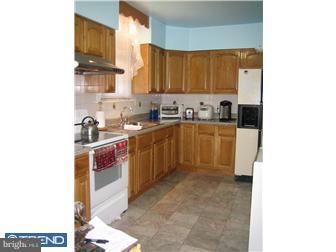 5618 Rosehill Street Philadelphia, PA 19120 - Photo 4 of 9 Kitchen