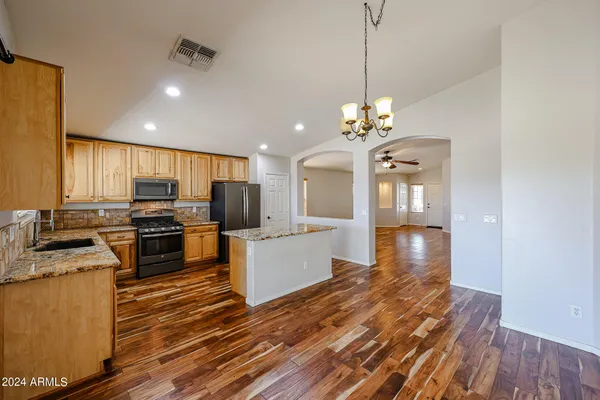 $2,200 | 7423 West Pueblo Avenue, Phoenix, AZ 85043